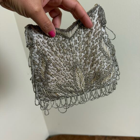 Vintage Silver Ivory 50s‎ 60s Le Regale Glass Beaded Clutch Evening Purse - Picture 7 of 8